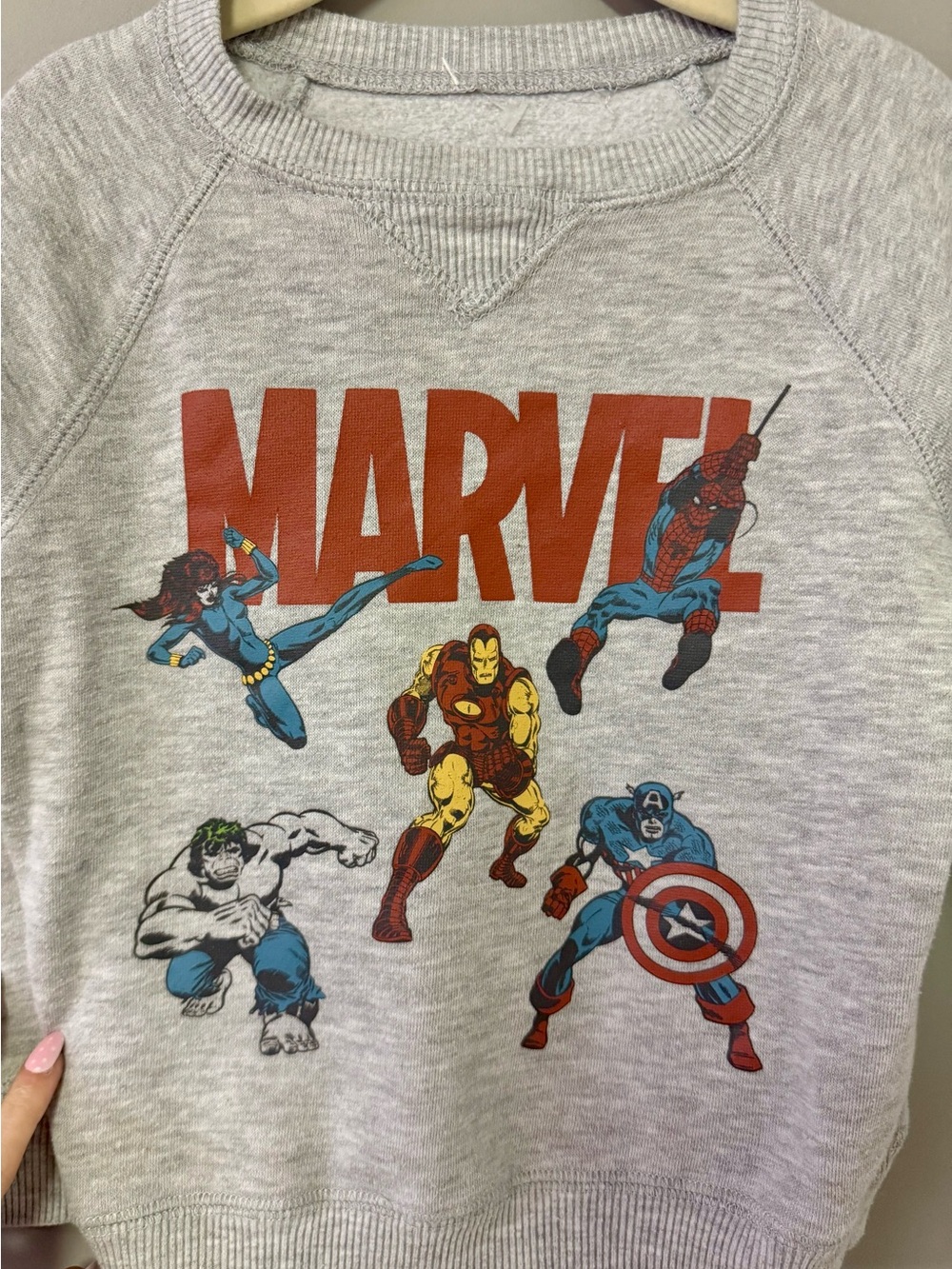 Marvel Logo Crewneck - White and Red